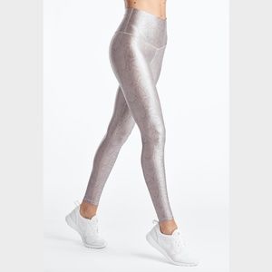 DYI High Shine Legging